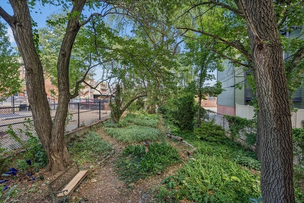 Photo of 10 Eldridge Pl