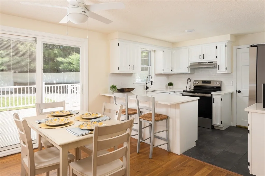 Photo of 35 Sharon Cir