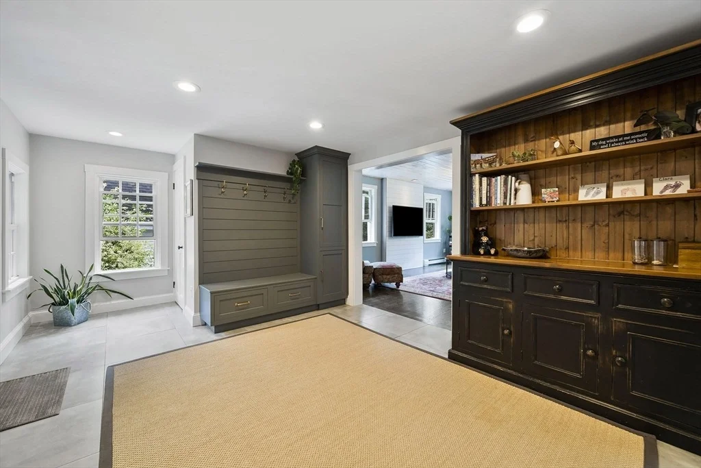 Photo of 807 Summer St