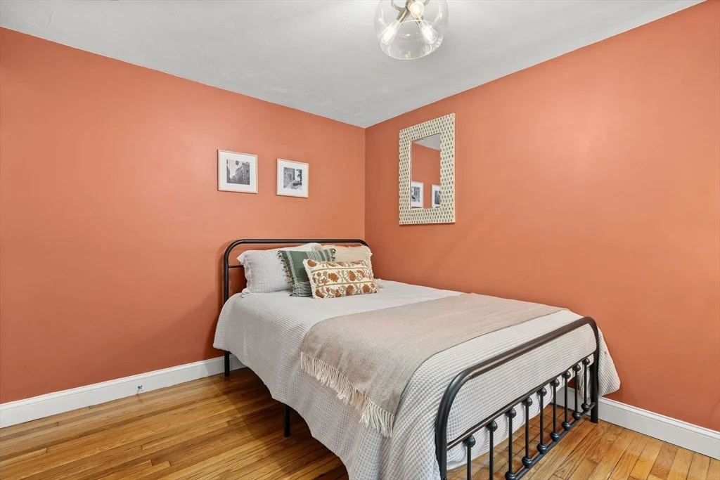 Photo of 332 Grove St