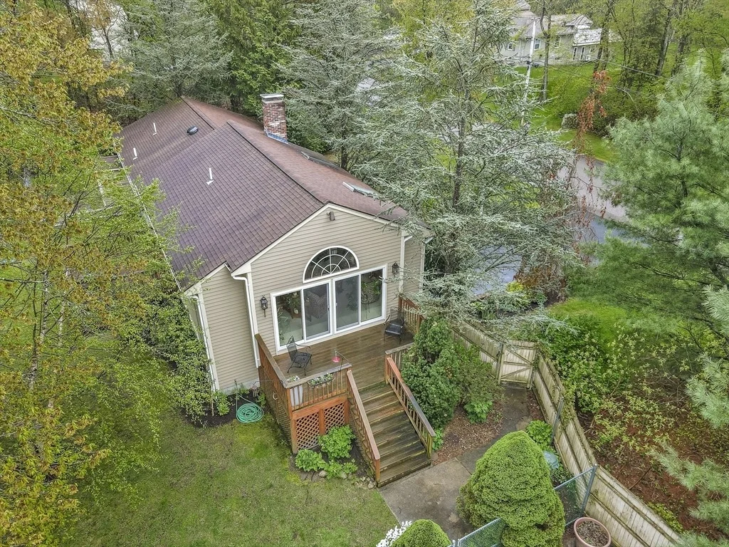 Photo of 93 Spring Hill Dr