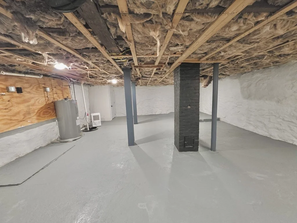 Photo of 8 Wolf Hill Rd