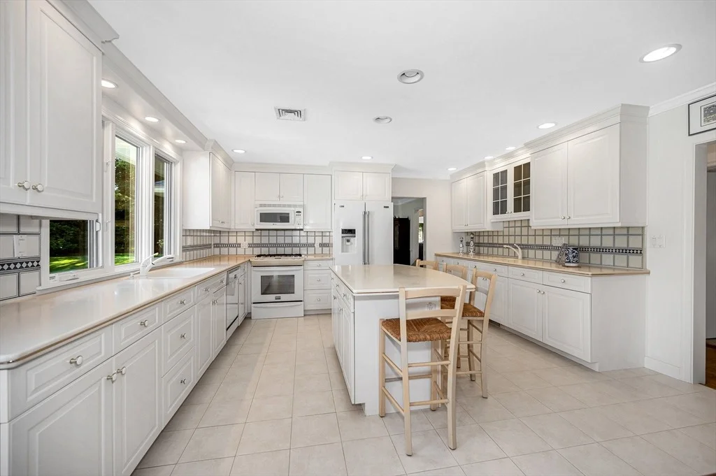 Photo of 246 Highland Rd