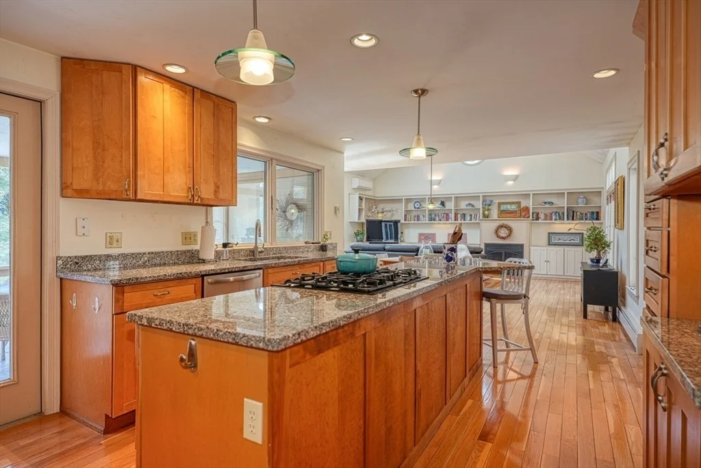 Photo of 166 Willowgate Rise