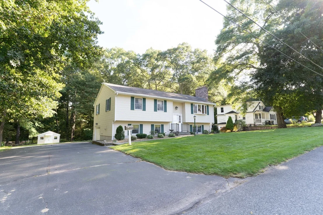 Photo of 14 Delaney Ave
