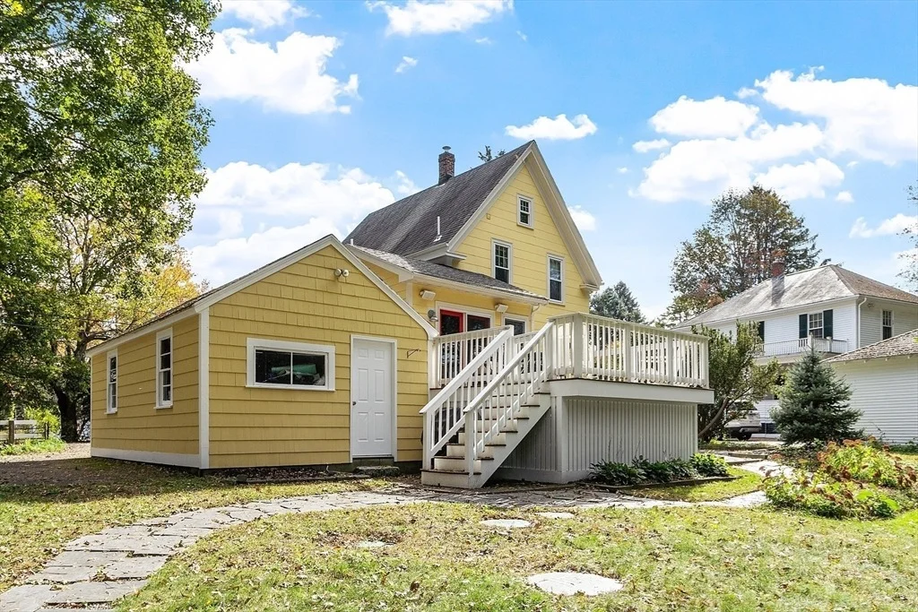 Photo of 52 Maple St
