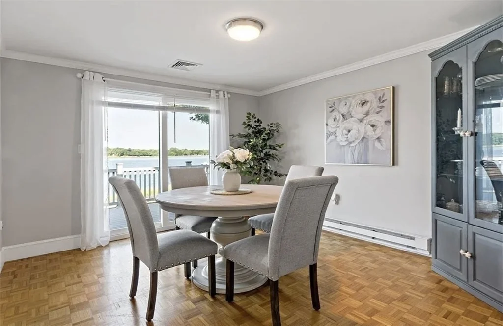 Photo of 22 Riverside Drive