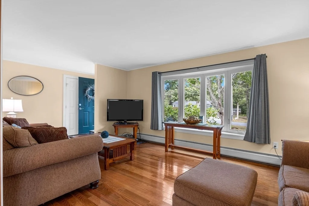Photo of 35 Driftwood Cir