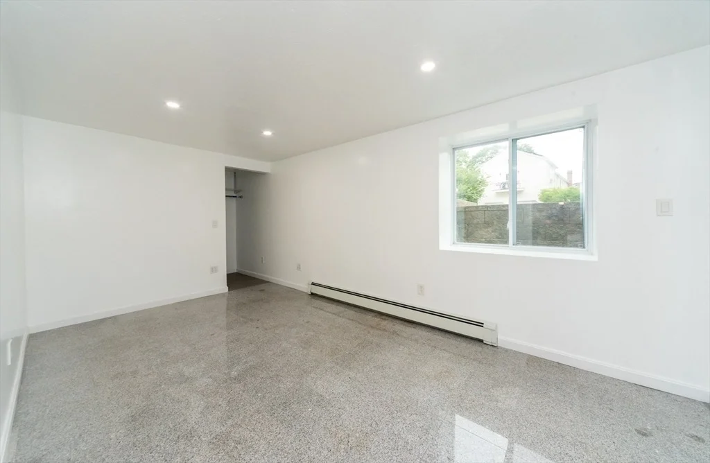 Photo of 65 Tiffany Dr