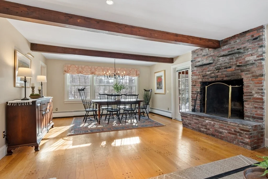 Photo of 959 Hill Rd