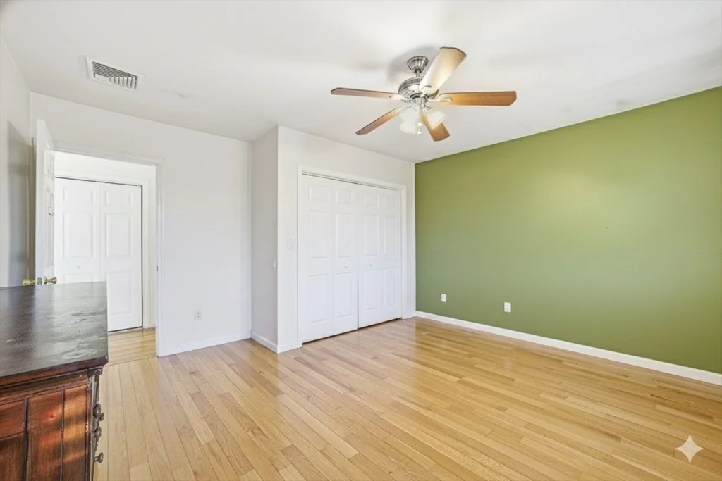 Photo of 5 Stanley Ter