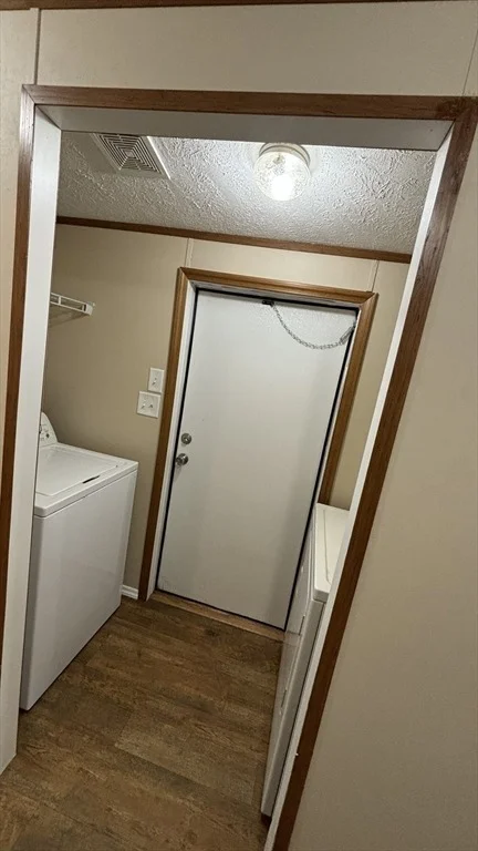 Photo of Unit 14 at 557 Southwest Cutoff