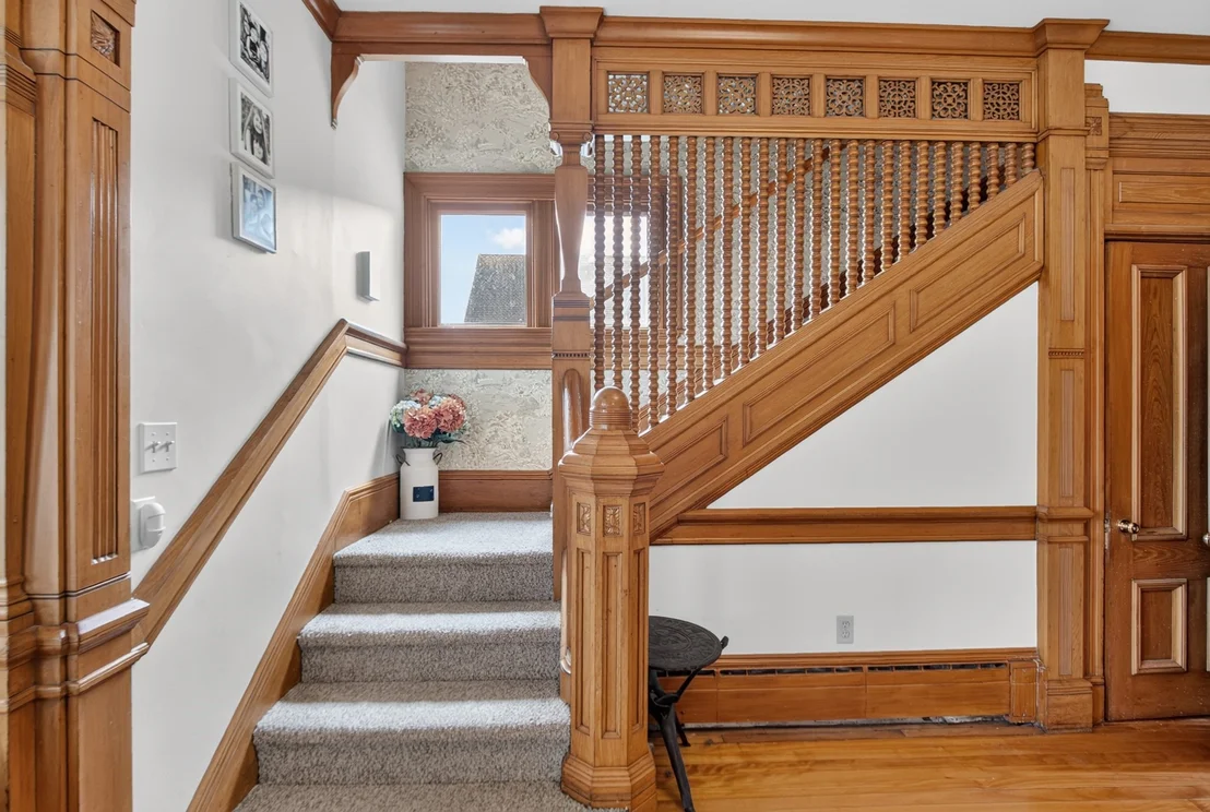 Photo of 141 Chestnut St
