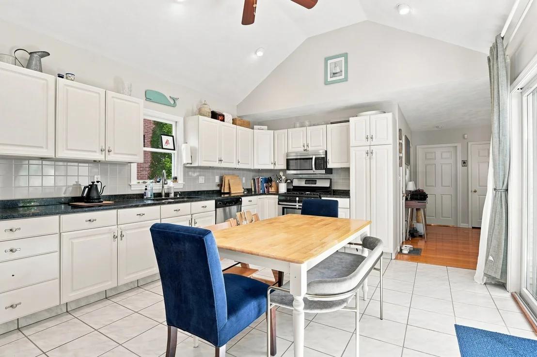 Photo of 19 Forest Avenue