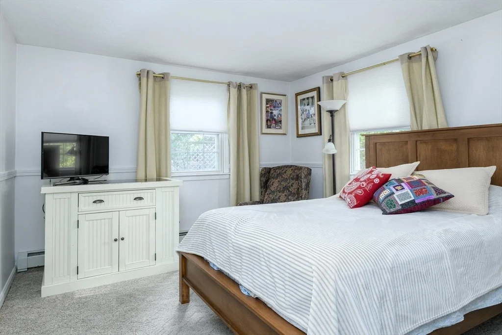 Photo of 32 Westview Rd