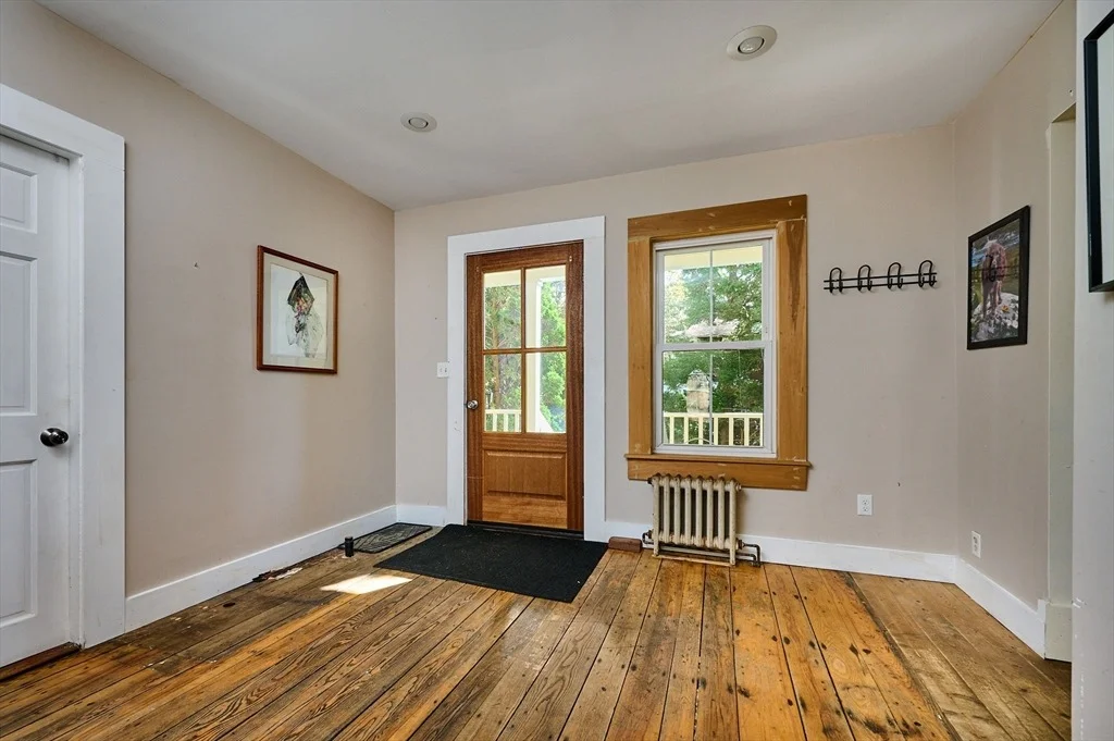 Photo of 14 River Street