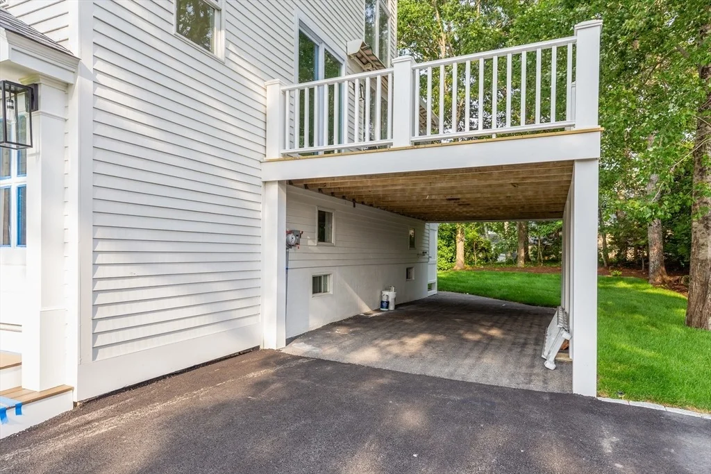 Photo of 43 Seabreeze Dr