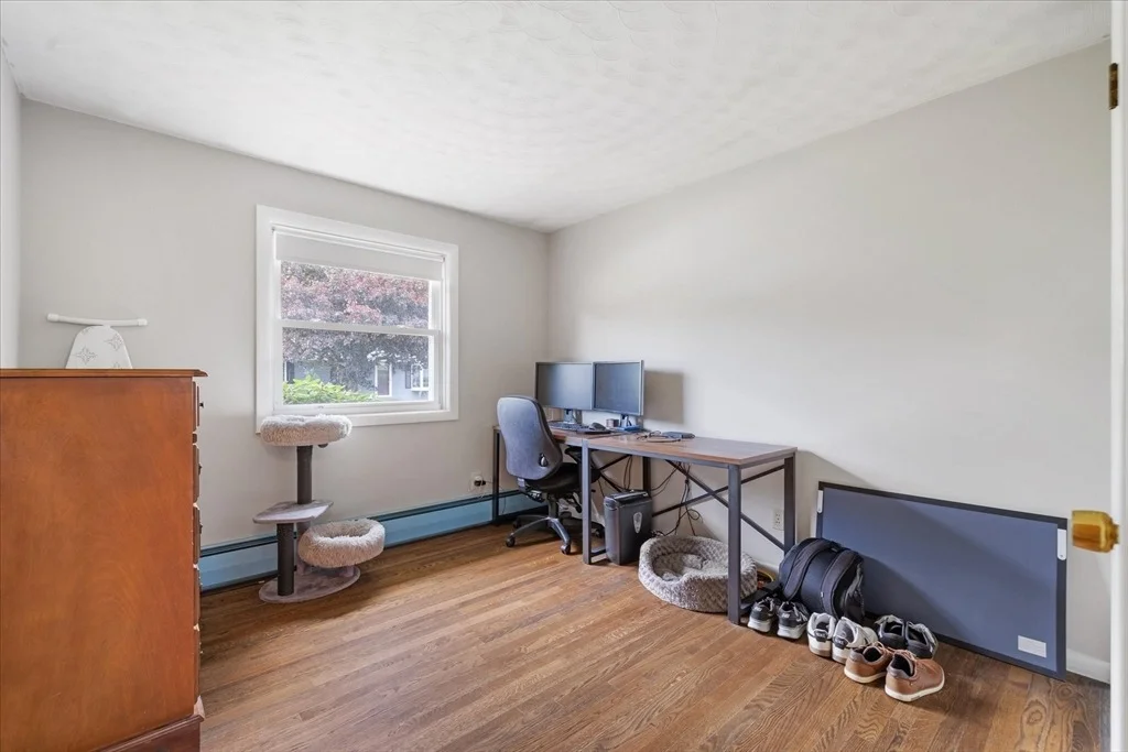 Photo of 8 Horseshoe Dr