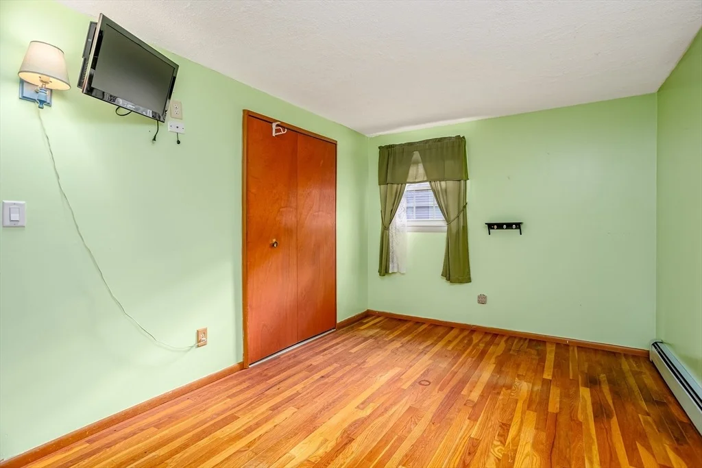 Photo of 199 Barthel Ave