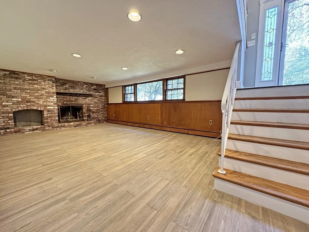 Photo of 43 Sherburn Cir