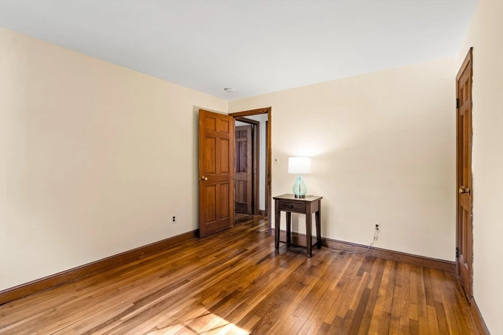 Photo of 371 Longley Rd