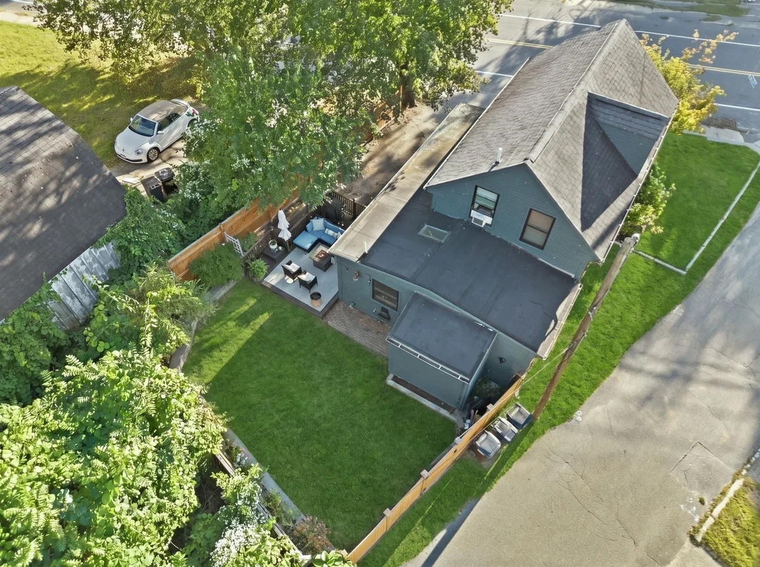 Photo of 264 Main Street