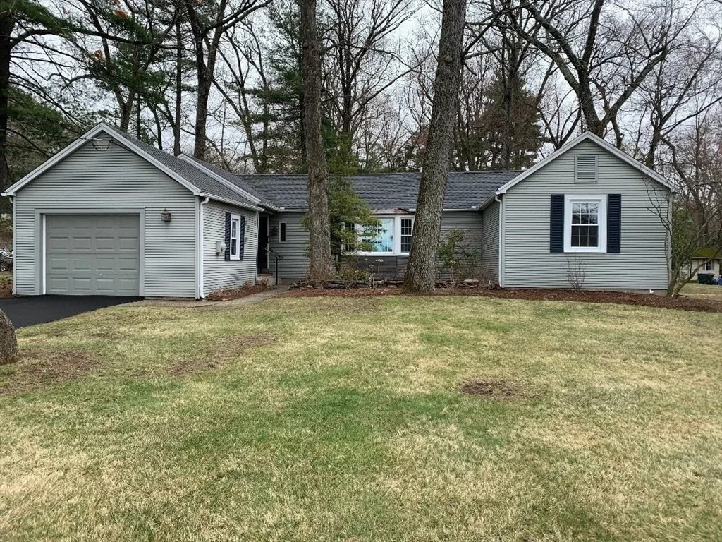 Photo of 320 Maple St
