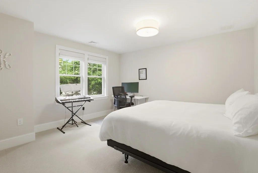 Photo of 7 Howe St