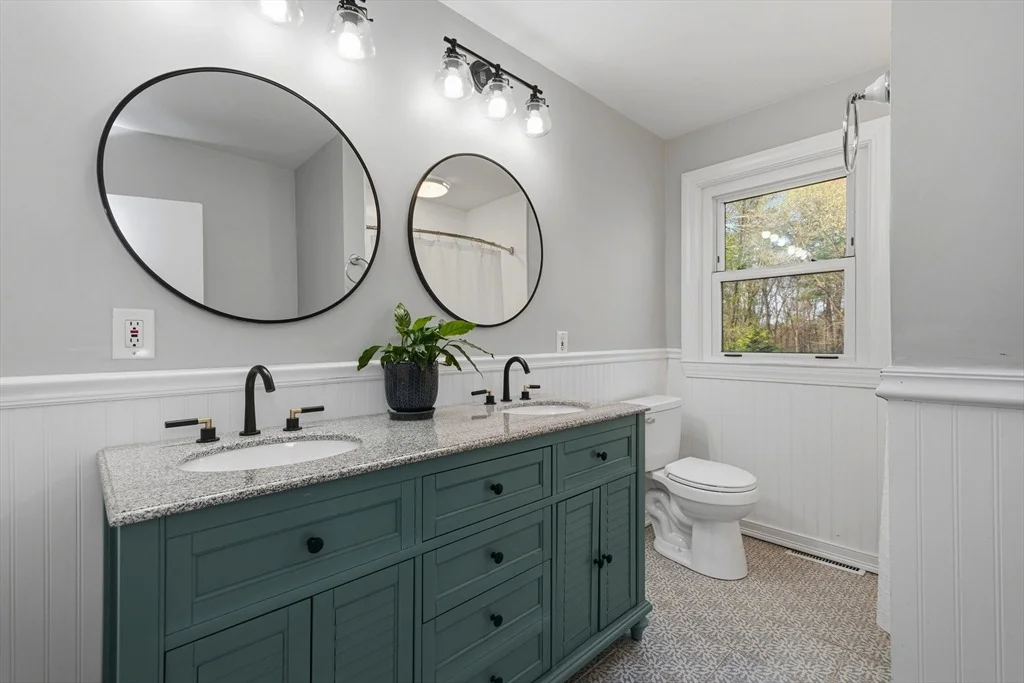 Photo of 21 Warren Rd