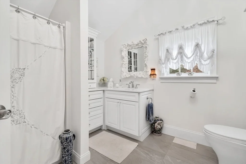 Photo of 426 Mariner Cir