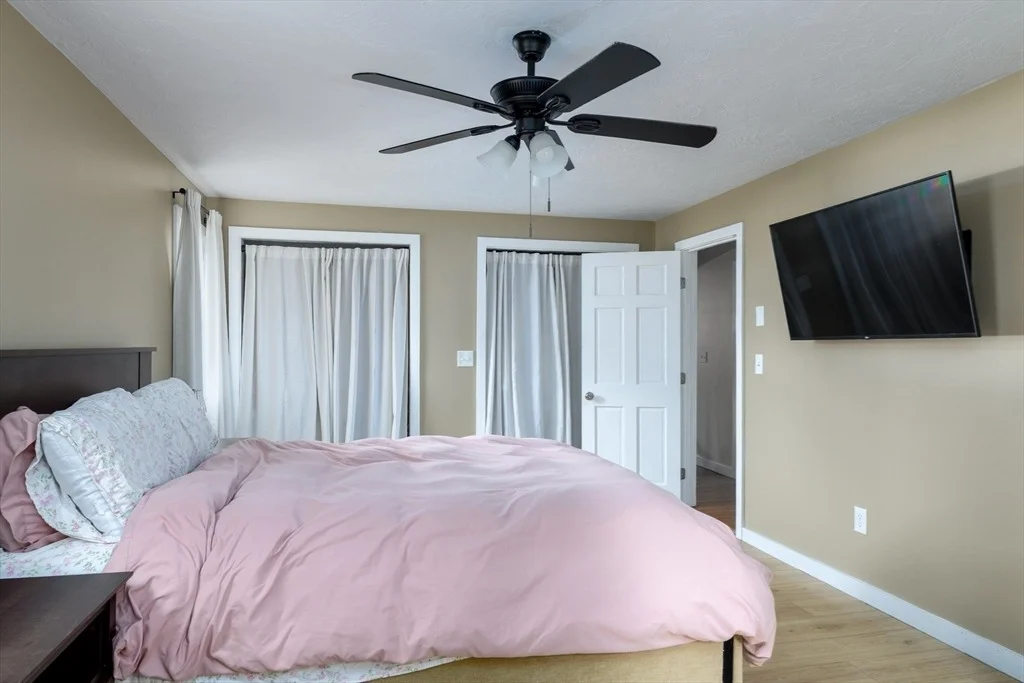 Photo of 1 Pine Lane