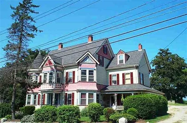 Photo of 954 Washington St