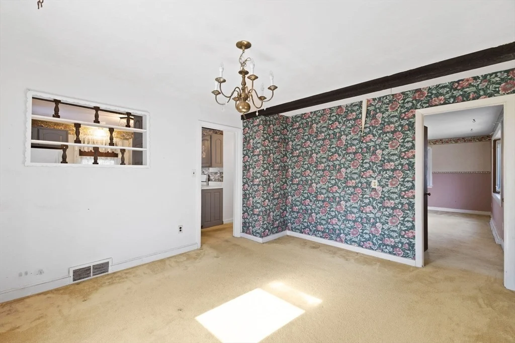Photo of 14 Clay Pond Rd