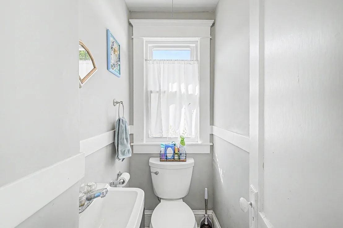 Photo of 419 Hillside Ave