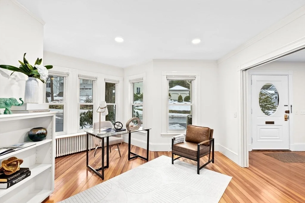 Photo of 90 Brook St