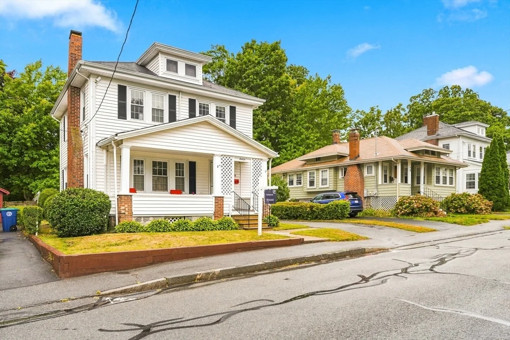 Photo of 16 Elmlawn Rd