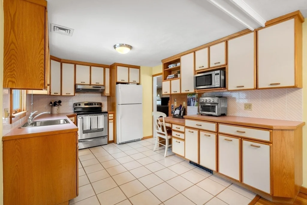 Photo of 7 Belfast Rd.