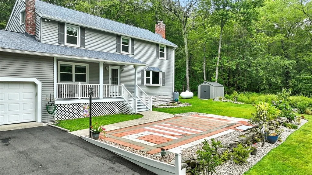 Photo of 11 Ed Holcomb Rd