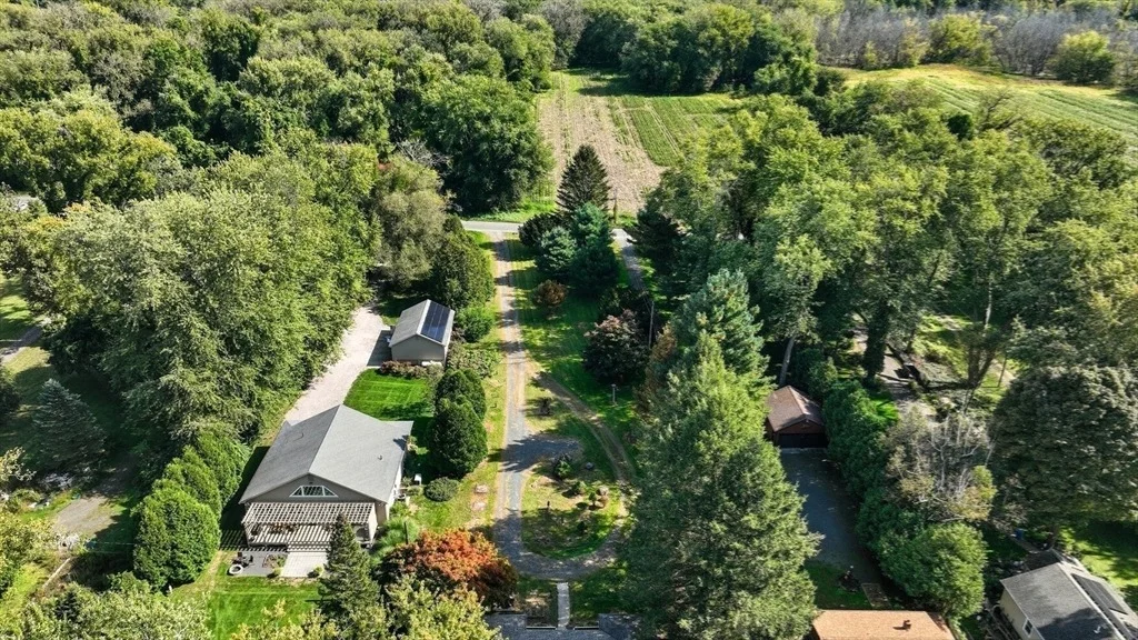Photo of 82 West Road