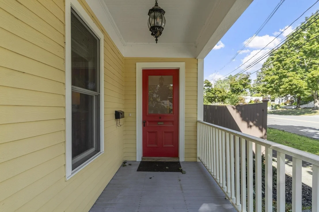 Photo of 8 Winthrop St