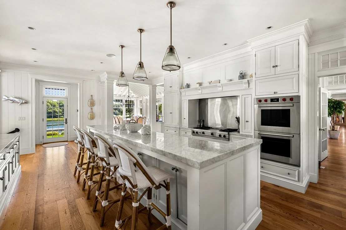 Photo of 74 Garrison Ln