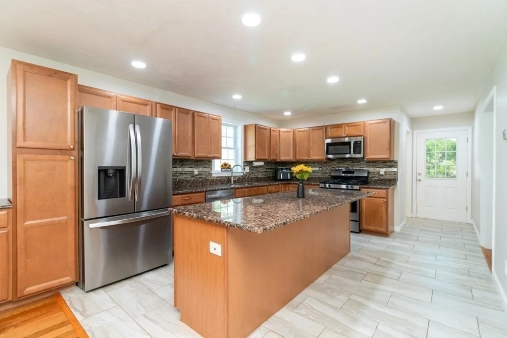 Photo of 264 Charge Pond Rd