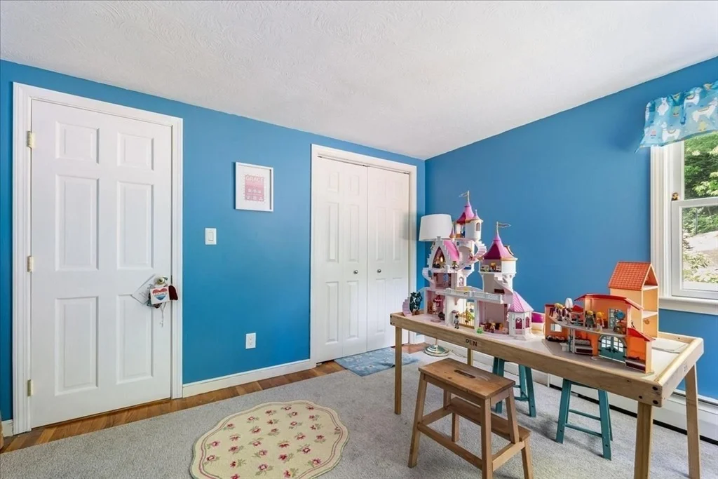 Photo of 49 Karen Rd