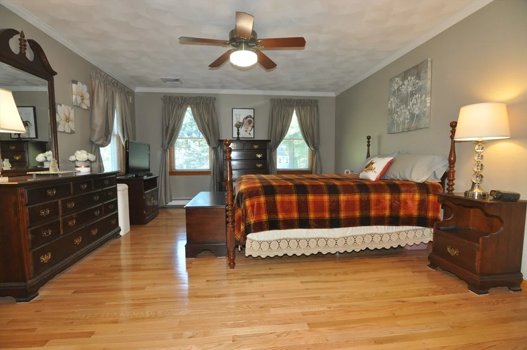 Photo of 8 James Ave