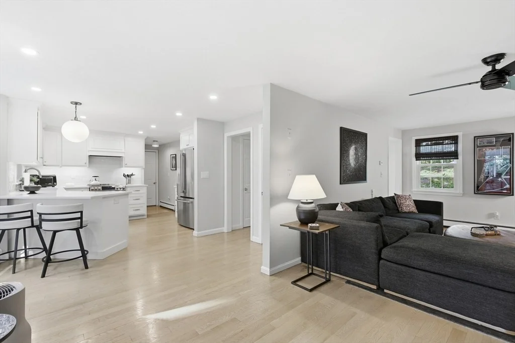 Photo of 2 Harley Ln