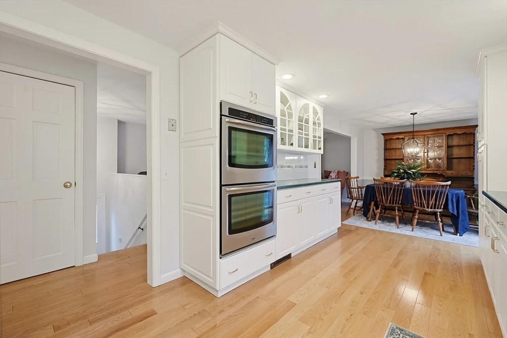 Photo of 49 Stonybrook Dr