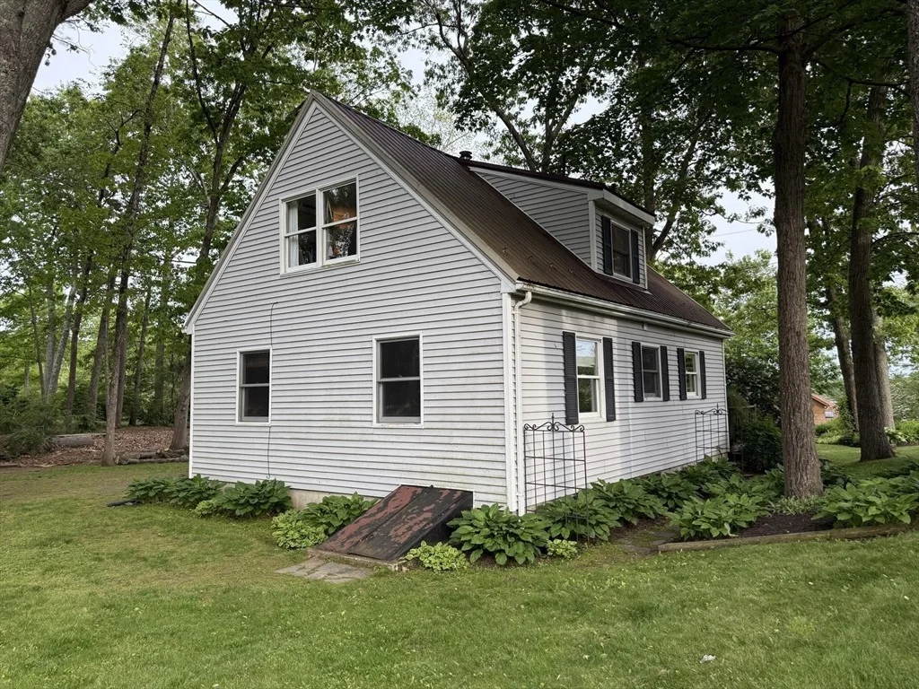 Photo of 26 Horseshoe Cir