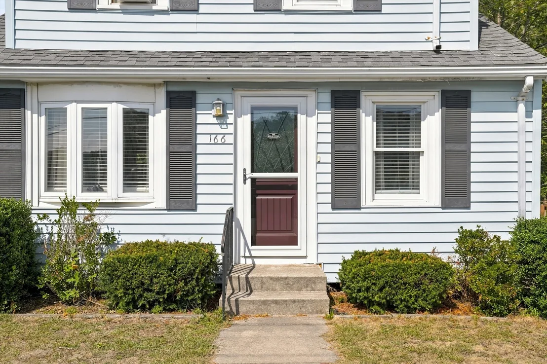 Photo of 166 Sandwich Rd