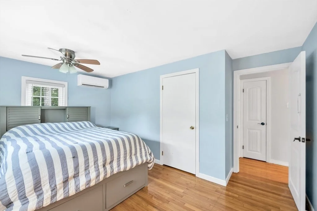 Photo of 16 Pine View Dr