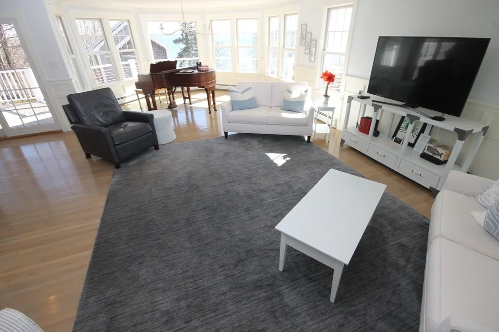 Photo of 14 Telegraph Avenue